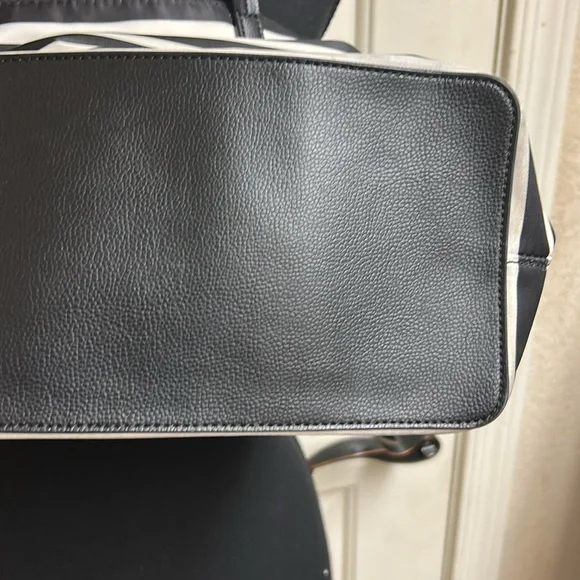 Kate Spade Hayden Sailing Stripe Top Zip Tote, 9"h x 11.5"w x 5"d, Nylon, EUC - Picture 5 of 10